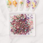 flores secas uñas nail art decoración floral colores pastel uñas gel