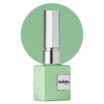 Esmalte semipermanente NailsUp verde menta pastel con acabado suave y elegante.