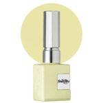 Esmalte semipermanente NailsUp amarillo pastel suave con acabado elegante y cobertura uniforme.