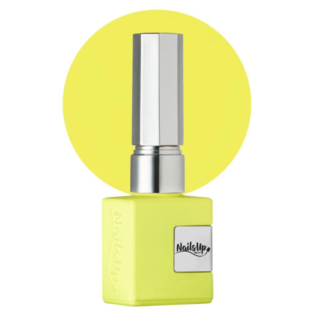 Esmalte semipermanente NailsUp amarillo lima neón con acabado vibrante y alta pigmentación.