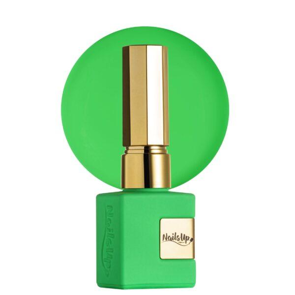 Esmalte semipermanente NailsUp verde neón vibrante con acabado intenso y alta pigmentación.