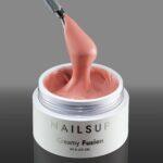 gel UV nude cálido NailsUp Creamy Fusion autonivelante construcción uñas natural