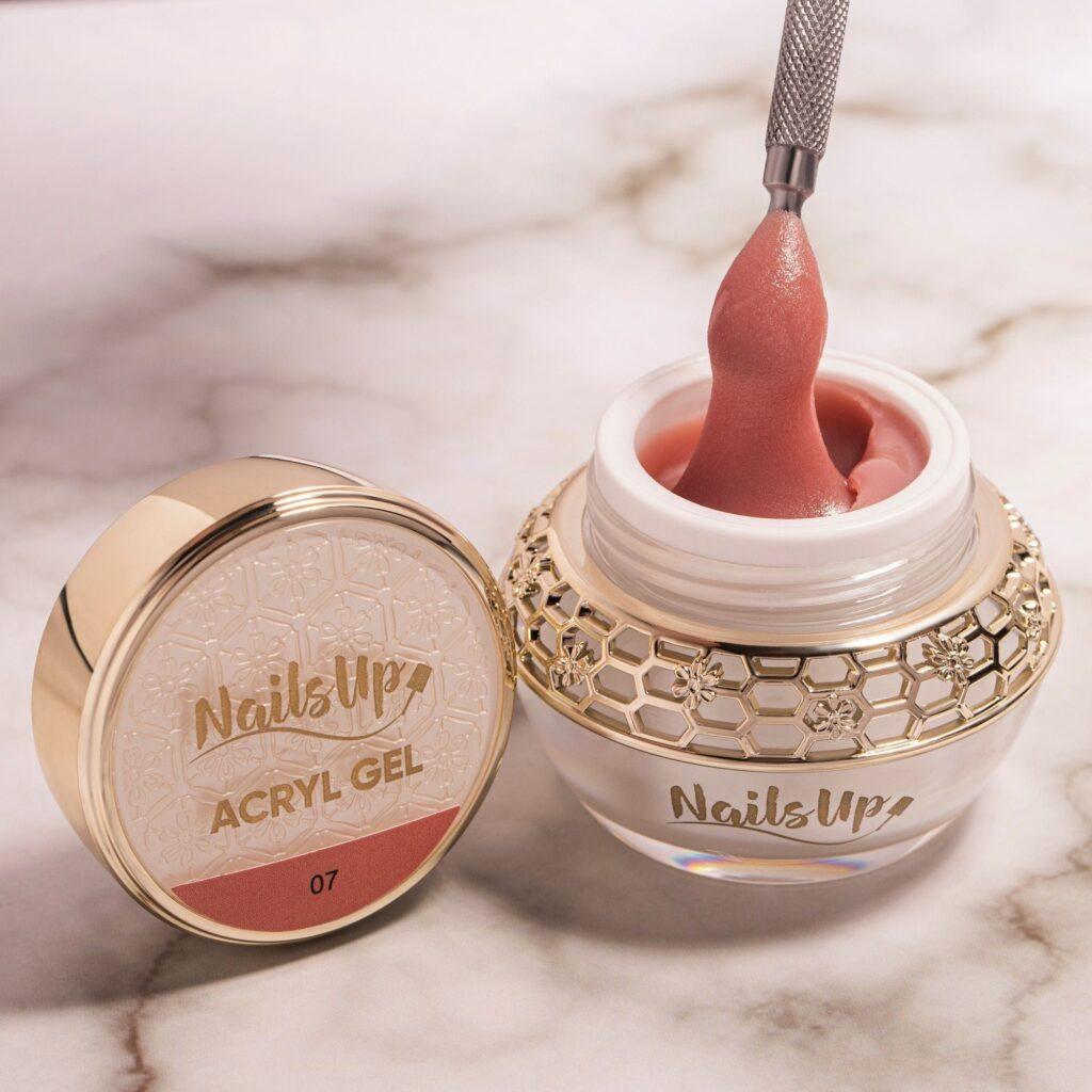 NailsUp 09 – rosa claro para un acabado fresco y natural