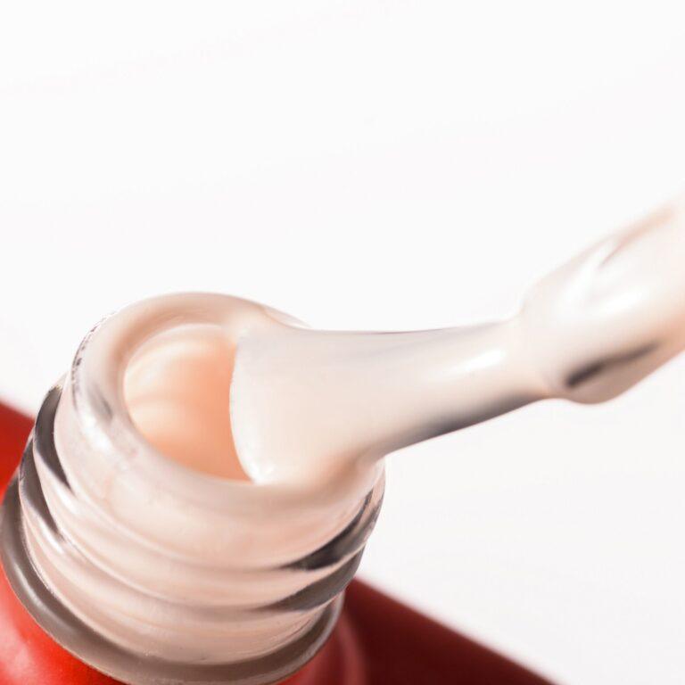 base rubber NailsUp Congo 12 8ml dorado uñas flexibles duraderas