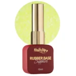 Frasco de Rubber Base NAILSUP Sapphire Flakes 023 de 10 ml junto a una muestra amarillo lima con escamas decorativas