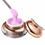 Tarro abierto de gel de construcción NAILSUP B29 Bubblegum de 15 g con gel rosa sobre una espátula